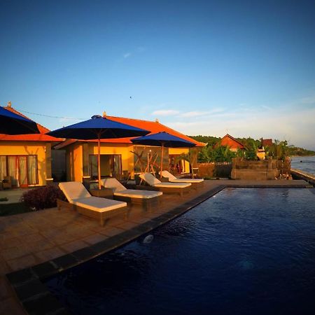 Cave Beach Bungalow Semaya Buitenkant foto