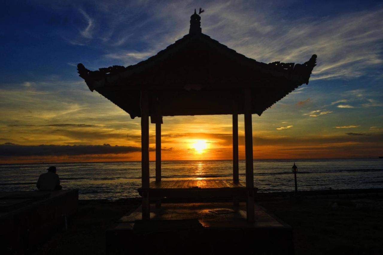 Cave Beach Bungalow Semaya Buitenkant foto