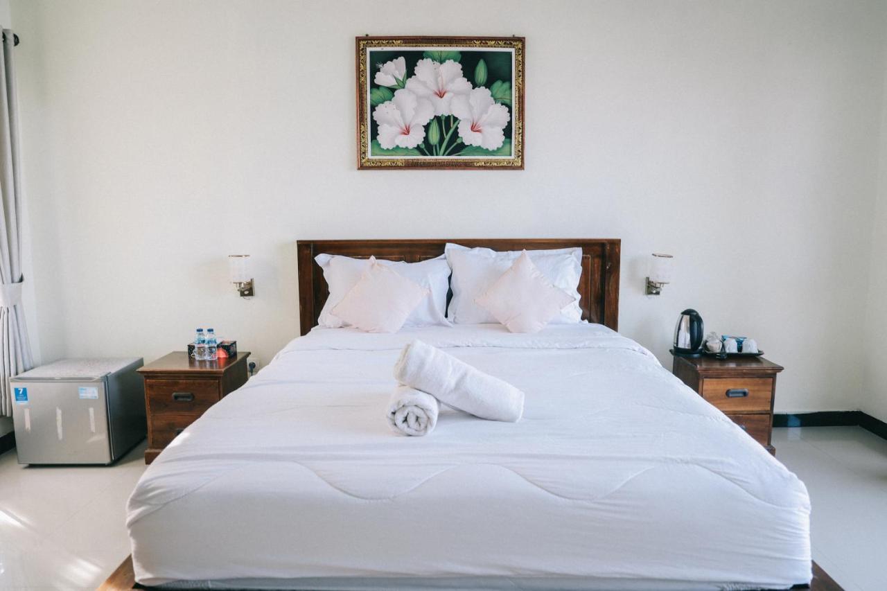Cave Beach Bungalow Semaya Buitenkant foto