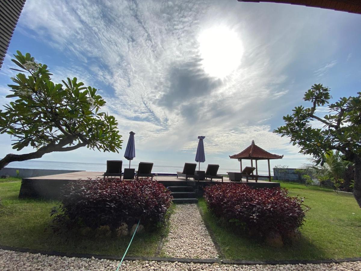 Cave Beach Bungalow Semaya Buitenkant foto