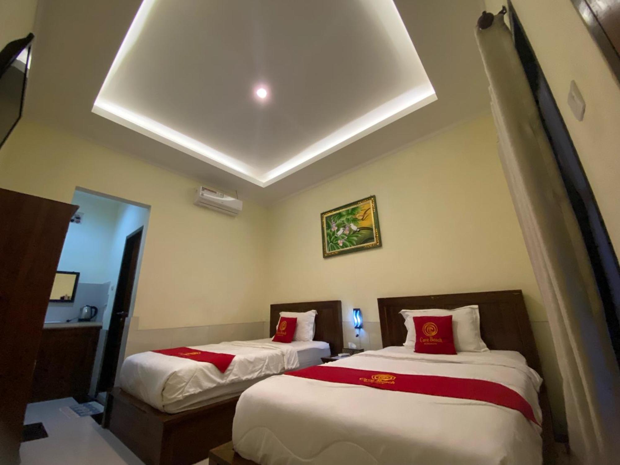 Cave Beach Bungalow Semaya Buitenkant foto