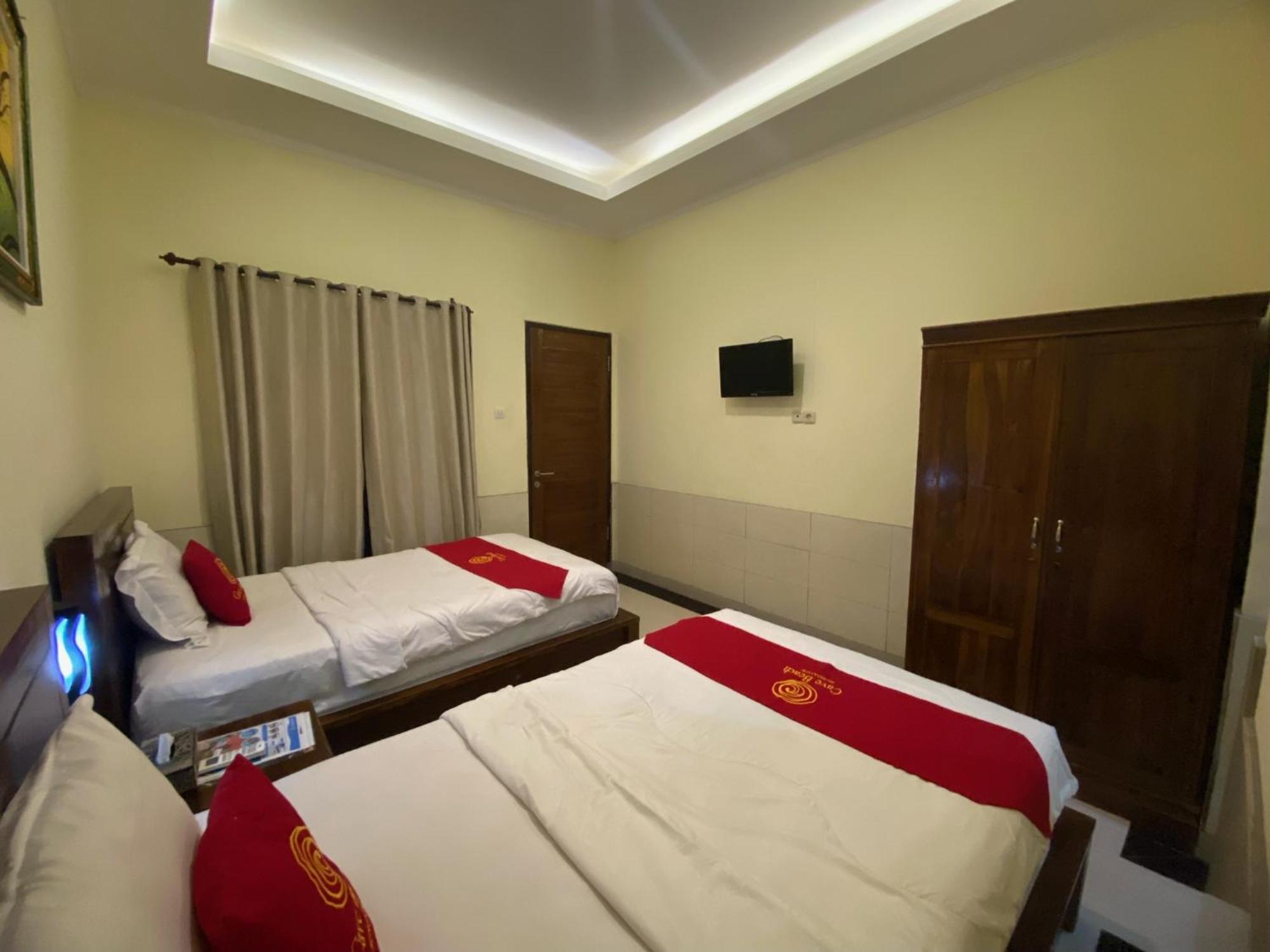 Cave Beach Bungalow Semaya Buitenkant foto