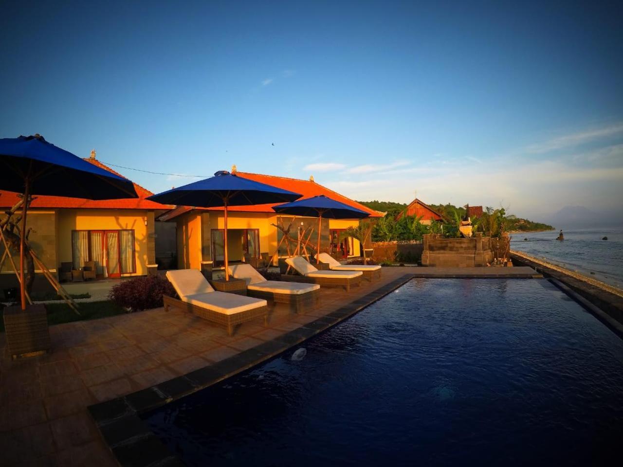 Cave Beach Bungalow Semaya Buitenkant foto